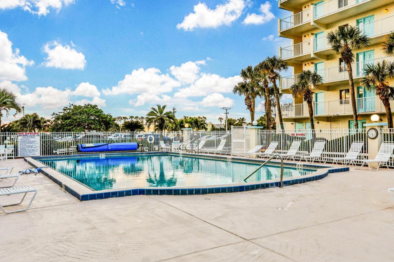 Atlantic Sands Condos ココアビーチ エクステリア 写真